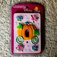 New In Package! Disney Hand Painted Wallplate Ceramic Princess Coach Single Light Switch Cover -Model #1934t -Raised Design, 3d -2 Color-Coordinated Screws Included Smoke And Pet Free Home.