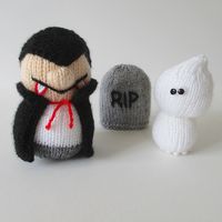 Ravelry: Dracula and Ghosty pattern by Amanda Berry