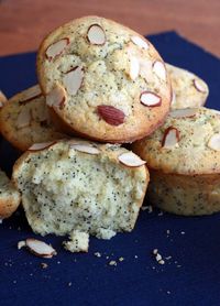 Almond Poppy Seed Muffins Otis Spunkmeyer copycat recipe best