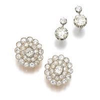 (#392) Two pairs of diamond earrings, early 20th century