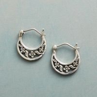 Trendy Silver Color Hollow Metal Carving Flower Earrings for Women Vintage Handmade Personality Drop Earrings Jewelry