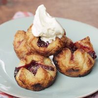 Turn you cranberry sauce into these mini puff pies for a light and delicious dessert. Don't forget a scoop of ice cream!