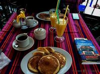 HOME | Guatelinda Cafe