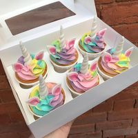 Unicorn cupcakes