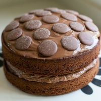 Cadbury's Dairy Milk Chocolate Cake -