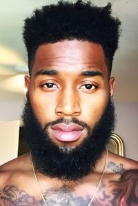 Discover 16 trendy curly beard styles for different face shapes. Learn styling tips, product recommendations, and how to maintain your curly beard effortlessly!