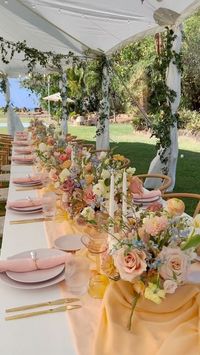 Hawaii Wedding Florist on Instagram: "SUNDAY TABLES / perfectly styled! #dbhemingway #hemingwayfineartstudio Event planning design / coordination @amorology Floral design @dbhemingway Photographer @thismodernromance Rentals @hemingwayfineartstudio Rentals @alohaartisans Venue @loulupalm . . . . #hawaiiwedding #oahuwedding #loulupalmwedding #hawaiiflorist #oahuflorist #hawaiiweddingrentals #oahuweddingrentals #hawaiitabletop #hawaiitabletoprental #oahutabletopdecorrental #hawaiitabletop