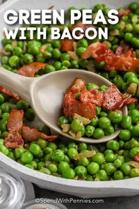 There are so few steps to making peas with bacon and it only uses 5 simple ingredients. Frozen peas, bacon, onions, & seasonings are all it takes to make this delish side dish! #spendwithpennies #peaswithbacon #sidedish #recipes #greenpeaswithbacon #onion #bacon #pasta #salad #cream