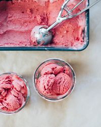 No-Churn Strawberry Ice Cream | Well and Full | #vegan #recipe