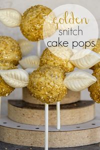 Harry Potter Party: Golden Snitch Cake Pops #HarryPotter