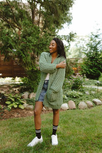 Hey there, fellow fall-lover! Meet your new favorite layer – the Sage Cardigan! This super cozy Tunisian crochet wonder is the perfect companion for all of your pumpkin-spiced escapades. You’ll love how lightweight it is, and the inset pockets are great for keeping your hands warm on a stroll through the apple orchard. It’s a thoughtful addition to a casual outfit when you want to look cute without sacrificing comfort. But be warned – you may never want to take it off!