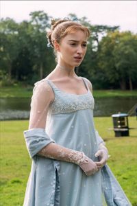 I costumi scenici indossati da Phoebe Dynevor nei panni di Daphne nella serie tv Netflix "Bridgerton" ambientata nell'epoca Regency. I costumi sono stati realizzati dalla costumista newyorkese Ellen Mirojnick. In particolare per la famiglia Bridgerton i costumi sono stati tutti realizzati nei toni pastello.
.
-
#Bridgerton #netflix #shondarimes #shondaland #daphnebridgerton #phoebedynevor #regency #bestdressesinthemovie #movies #fashion #iconic #style #ilducaedio