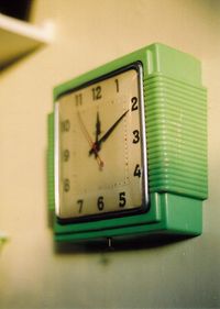 Green vintage clock........have it!!