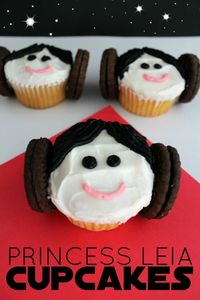 Star Wars cupcakes that are super simple and incredibly delicious.