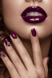 Insanely Beautiful New Years Nails for the Perfect Manicure - The Style Cycle