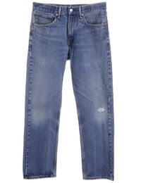 These 505 fit Levi's are a must have in casual vintage styling!