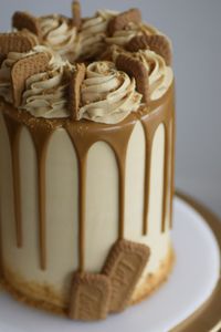 BISCOFF COOKIE BUTTER CAKE