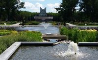 The gardens are located directly on the border of North Dakota and Canada and draw in hundreds of visitors. Beyond the gorgeous flowers there are many fountains, statues, works of art, and greenhouses with a huge variety of plants from all over both countries to see.