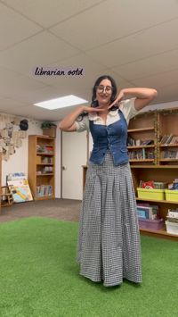 Librarian outfit of the day. Business casual outfit. Long skirt. White top. Denim corset.