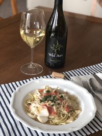 Lemon Butter Seafood Pasta made with Missouri wines | Hardy dinner recipes | Easy recipe for the whole family