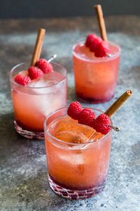 non alcoholic christmas drinks sparkling berry apple mocktail