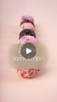 Meaghan Williamson on Instagram: "Wake Up Snack Recipes ⬇️

We like to offer some kind of wake-up snack.

We found that my toddler was very emotional in the morning, so we started offering a snack between waking up and breakfast, and it turned our entire morning around.

The key is to give them a snack with a little bit of protein, fats and carbs. 

This can help keep their blood sugar steady until breakfast.

This is an easy way for your toddler to have a nourishing snack that they love and is easy for you to make.

No Bake Energy Ball Recipes: 

Chocolate Brownie: 

Ingredients:
-1 cup rolled oats
-1/3 cup cocoa powder
-1/4 cup maple syrup (or honey)
-1/4 cup nut butter 
-1/4 cup unsweetened applesauce 
-1 tsp vanilla extract
-2 tbsp hemp or flax seeds (optional)

Strawberry Coconut:

In