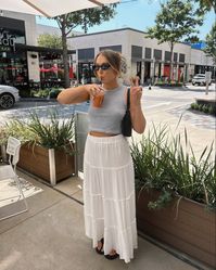 summer outfit, summer fashion, casual outfit, outfit ideas, outfit inspo, pose ideas, summer aesthetic, casual outfit, outfit ideas, pinterest outfit, street style inspo, casual chic style, effortless chic style, easy outfit, everyday outfits, maxi skirt