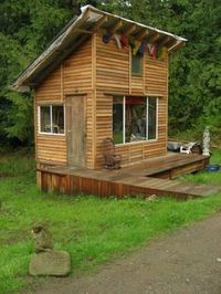 Pallet Cabins on Pinterest