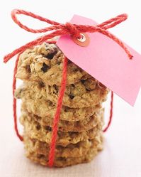 Oatmeal, Coconut, & Raisin Cookies #ValentinesDay