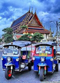 Tuk Tuks at Wat Po . Thailand