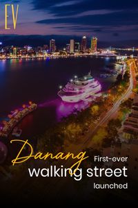 Danang lovers, here comes good news if you are looking for a new hotspot. The first-ever walking street in this central city has been launched right on the bank of the Han River! Of course not just walking, you'll find yourself grabbing something from the sidewalk F&B stalls while strolling along this nicely decorated path. Chill enough?

Save it to your list when visiting Danang!

📍 Location: Bach Dang Street, Hai Chau
🕒 Opening time: 3 pm-midnight daily