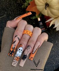 40  Cool & Crazy Halloween Nails for 2024 - ♡ July Blossom ♡