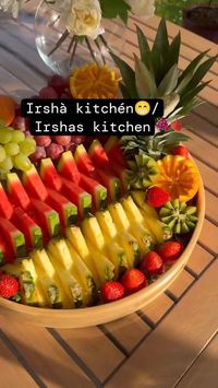 FRUIT platter|Fruit Carving @irsha_kitchen @instagram @creators @facebook @facebookmarketplace @youtube #reels #foodprep #irshaskitchen #foodphotography #foodie #foodreels #carving #fruitcarving #fruitdecor #charcuterie #fruitboard #bhfyp #viralreels #reelsinstagram