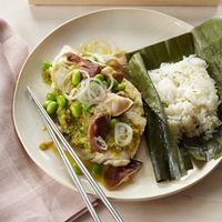 Steamed Red Snapper with Mushrooms and Ginger