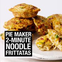 Looking for a quick lunch box snack? Our pie maker 2-minute noodle vegie frittatas are a delicious way to get your daily vegies. #piemaker #piemakerrecipes