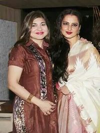 Rekha and Alka Yagnik.