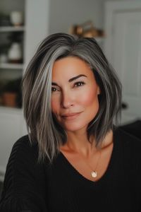 Stunning Salt and Pepper Hair Inspo for Women of All Ages - Flo's Blog