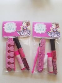 Fancy Nancy children book | girls nails spa party favors bag toppers l pedicure sleepover candy bags