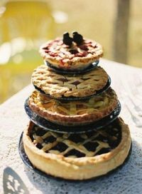 Wedding Pie | 27 Ideas For Adorable And Unexpected Wedding Cakes