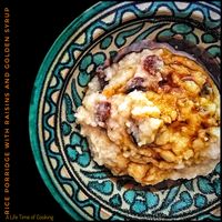 Breakfast Rice and Raisin Porridge