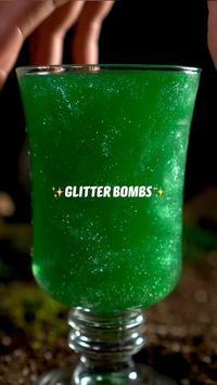 Difficulty: Easy     Materials   • Edible Glitter for drinks (Brew Glitter)  • Cotton Candy   • Fizzy drink clear (sprite, 7Up, sparkling water)   Instructions   • Wrap glitter in cotton candy.   • Drop in fizzy drink and enjoy!!!