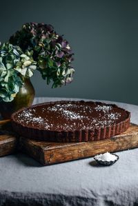 dark chocolate tart with sea salt – Stuck in the kitchen