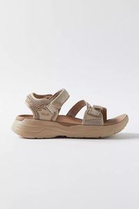 TEVA Zymic Sandal | Urban Outfitters