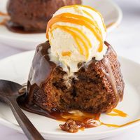 Sticky Date Pudding {Foolproof Recipe} - The Big Man's World ®