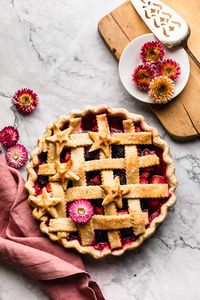 Flaky and buttery gluten free crusted triple berry pie! Perfect for summer. #glutenfree #dairyfree #tripleberrypie #pie #glutenfreepie #dairyfreepie