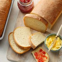 100 Recipes for Homemade Bread