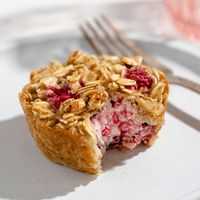 Breakfast Lemon, Raspberry & Cream Cheese Oatmeal Cakes