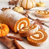 LIBBY'S® Pumpkin Roll | Very Best Baking