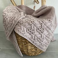 Ravelry: Les Roches pattern by Gretha Mensen