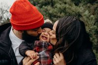 Midland Holiday Pines Christmas Tree Farm - Kansas City Family Session - AliHapperPhoto